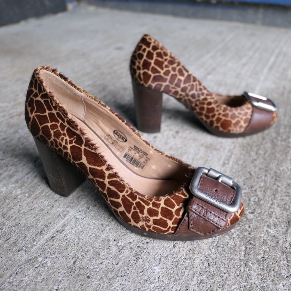 fossil ∙ maddox giraffe print calf hair heels